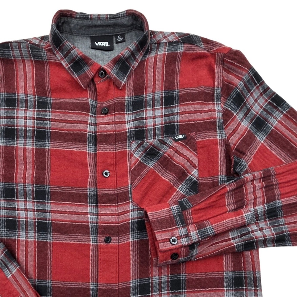 Vans‎ Larkspur Plaid Flannel Shirt Mens XL Red Black Grey Button Up VN000B40YQZ
